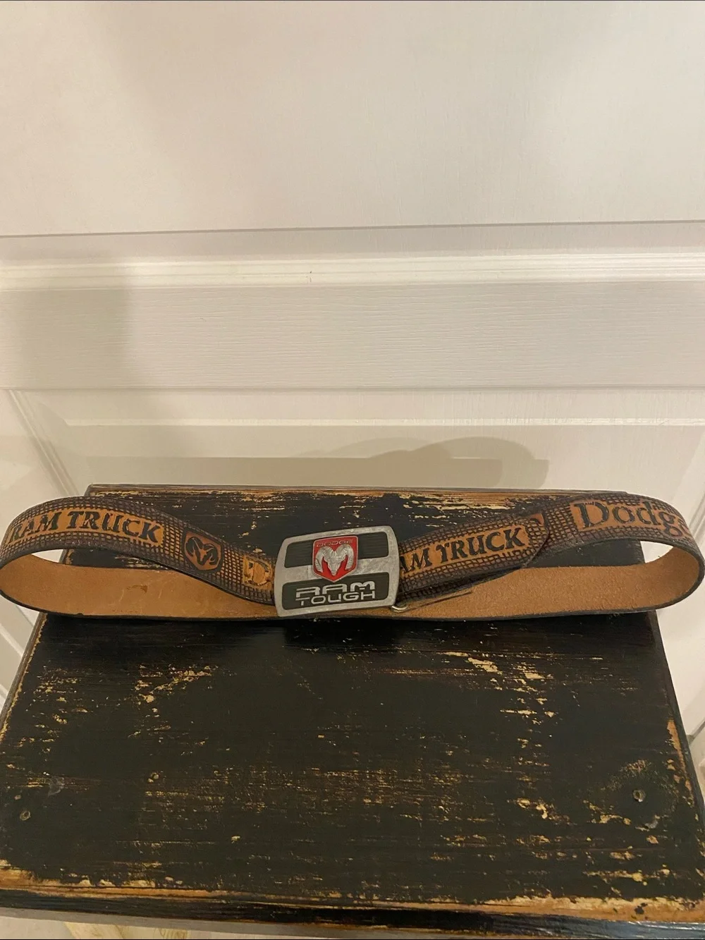 42” DODGE RAM Brown BELT & Buckle ( 1997)